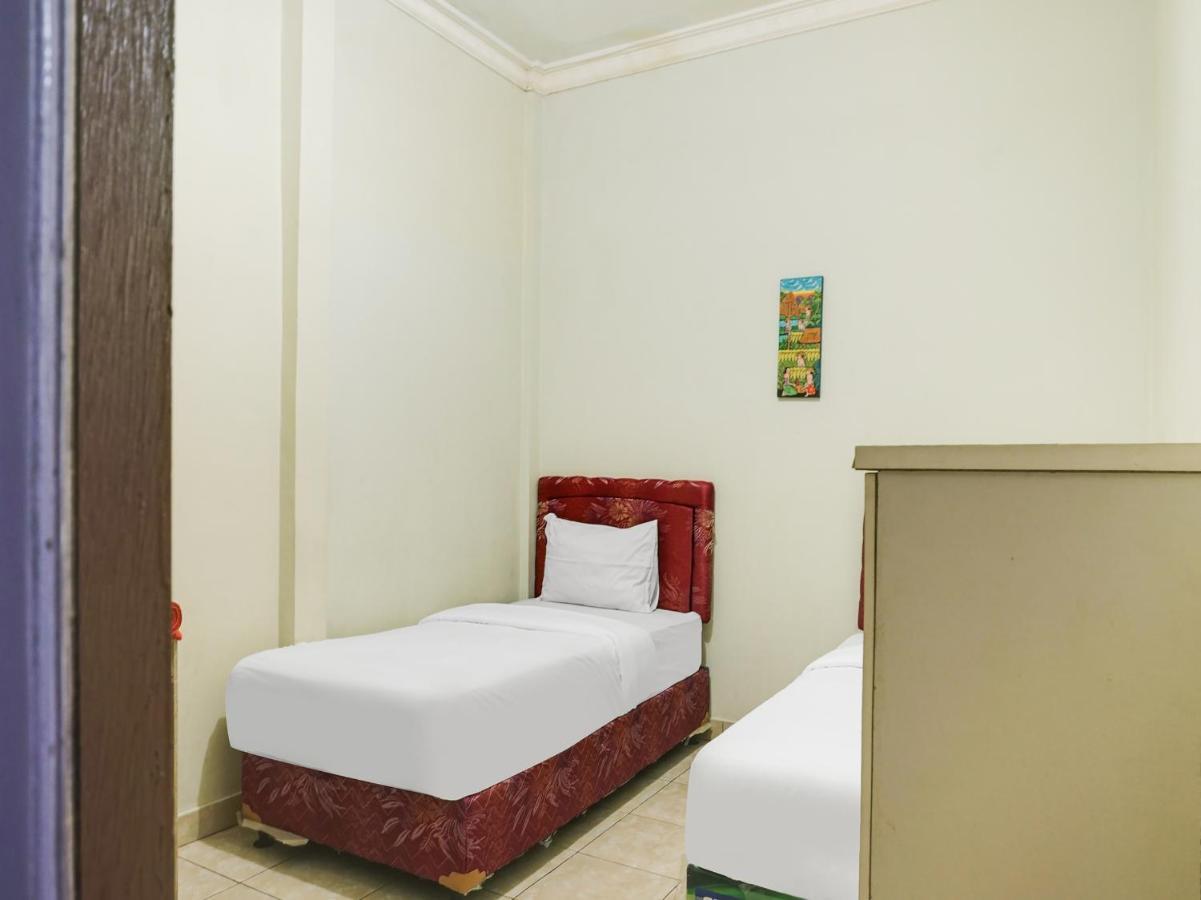 בנג'ארמאסין Oyo 2872 Garuda Guest House מראה חיצוני תמונה